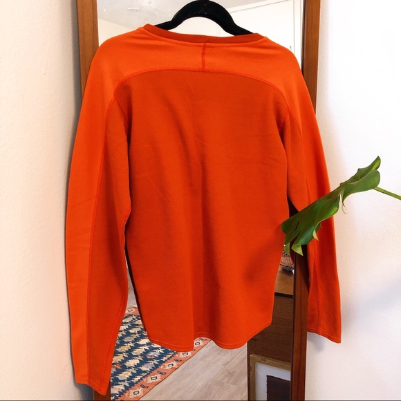 Patagonia // Men’s Small // Polyester Long Sleeve - Picture 2 of 4